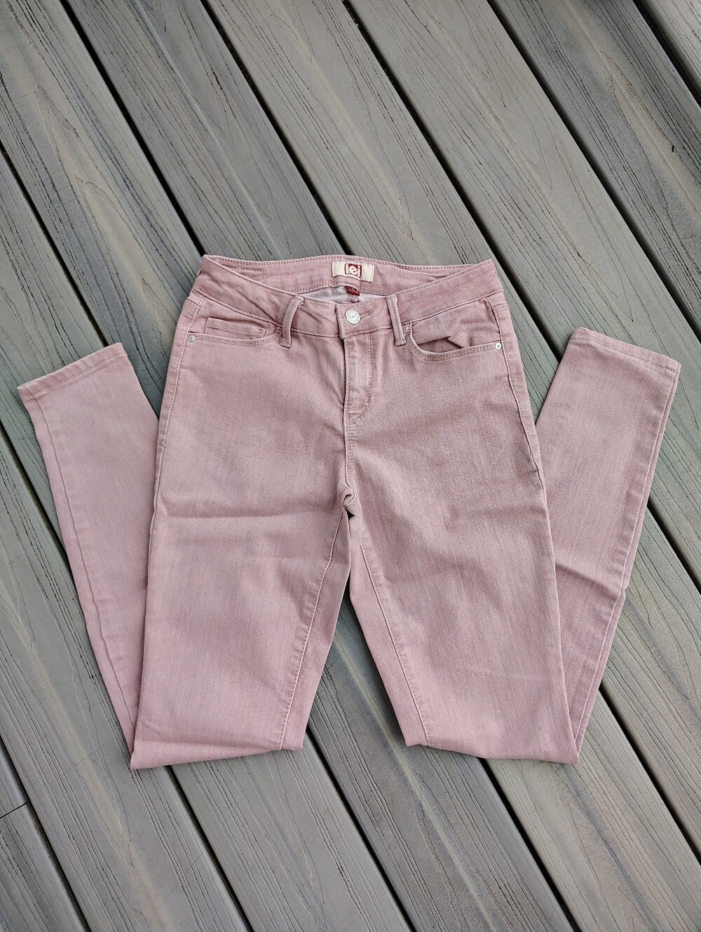 Lee Women’s Pink Slim Fit Jeans. Size 5
